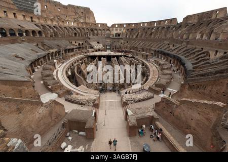 Rom, Latium, Italien, ITA - Kolosseum 14.09.2021, Rom, Latium, Italien, ITA - Kolosseum. Innenansicht des Kolosseums. Rom Latium Italien *** Rom, Latium, Italien, ITA Kolosseum 14 09 2021, Rom, Latium, Italien, ITA Kolosseum Innenansicht des Kolosseums Rom Latium Italien Stockfoto