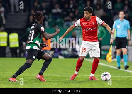 Francisco Chissumba vom SC Braga wurde während des Liga Portugal Betclic-Spiels zwischen Sporting Clube de Portugal und Sporting Clube de Braga im Estadio Jose Alvalade gesehen. Endpunktzahl; Sporting CP 1: 1 SC Braga. Stockfoto