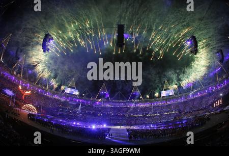 12. August 2012 - London, GBR - Abschlusszeremonie der Olympischen Sommerspiele im Olympiastadion in London, England, Sonntag, 12. August 2012. (Bild: © Brian Peterson/Minneapolis Star Tribune/MCT/ZUMAPRESS.com) Stockfoto