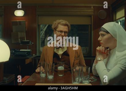 ERSCHEINUNGSDATUM: 6. Juni 2025. TITEL: Das phönizische Schema. STUDIO: Paramount Pictures. DIREKTOR: Wes Anderson. HANDLUNG: Die Geschichte einer Familie und eines Familienunternehmens. MIT MICHAEL CERA als Bjorn, MIA THREAPLETON als Liesl. (Credit Image: © Focus Features/Entertainment Pictures/ZUMAPRESS.com) NUR REDAKTIONELLE VERWENDUNG! Nicht für kommerzielle ZWECKE! Stockfoto