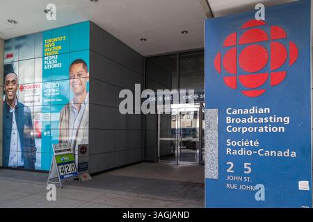 Toronto, Kanada - 19. Juni 2018: Eingang des Canadian Broadcasting Centre (CBC) in Toronto. Stockfoto