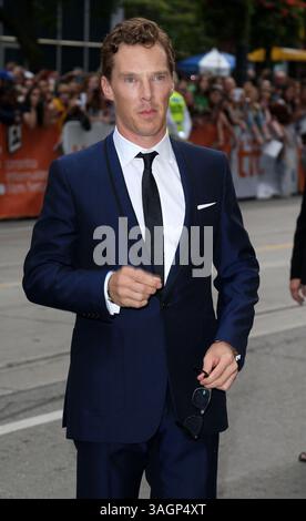 Keira Knightley, Allen Leech, Matthew Goode und Benedict Cumberbatch bei der Premiere von The Imitation Game während des Toronto International Film Festivals 2014 in Toronto. 9. September 2014 Stockfoto