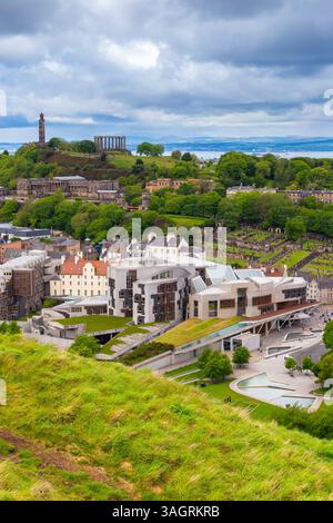 Blick auf das schottische Parlamentsgebäude im Stadtzentrum von Edinburgh. Edinburgh, Schottland, Vereinigtes Königreich, Europa. Stockfoto
