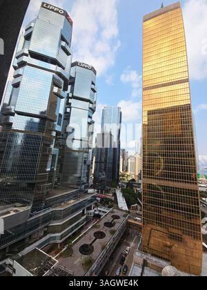 Moderne Wolkenkratzer in Admiralty, Hongkong. Stockfoto