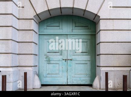 Fenster und Tür mit Rahmen in allen Stilen Stockfoto