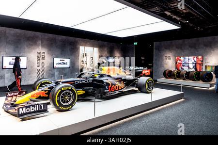 Max Verstappen gewinnt Racing Car die Formel-1-Ausstellung The Excel London UK Stockfoto