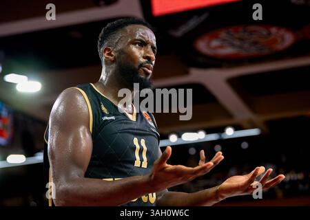 Monaco, Monaco. April 2025. #11 Alpha Diallo von AS Monaco beim Euroleague-Basketballspiel zwischen AS Monaco und Panathinaikos BC im Salle Gaston Medecin in Monaco am 3. April 2025. Foto: Laurent Coust/ABACAPRESS. COM Credit: Abaca Press/Alamy Live News Stockfoto