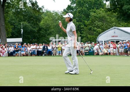 11. Juli 2009: Na Yeon Choi aus Korea winkt aus dem 15. Loch während der dritten Runde der 64. U.S. Women's Open Championship 2009 im Saucon Valley Country Club in Bethlehem, Pennsylvania. (Bild: © Duncan Williams/Cal Sport Media/ZUMA Press) Stockfoto