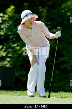 12. Juli 2009: Die junge Kim aus Korea beobachtet ihre Annäherung vom 9. Abschlag während der Finalrunde der 64. US Women's Open Championship 2009 im Saucon Valley Country Club in Bethlehem, Pennsylvania. (Bild: © Duncan Williams/Cal Sport Media/ZUMA Press) Stockfoto