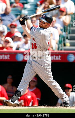 25. Juli 2009, Anaheim, CA: Minnesota Twins ernannte den Hitter Jason Kubel (16) Bats gegen die Los Angeles Angels im Angels Stadium. The Angels Beat the Twins 11-5. (Bild: © Jan Cole / CSM/Cal Sport Media/ZUMA Press) Stockfoto