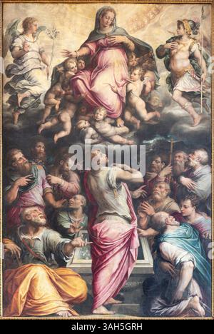 FLORENZ, ITALIEN - 17. MÄRZ 2025: Gemälde der Himmelfahrt in der Kirche Badia Fiorentina von Giorgio Vasari (1568). Stockfoto