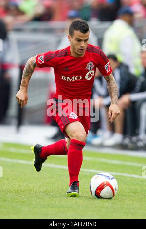 30. Mai 2015: Toronto FC Stürmer Sebastian Giovinco (10) während eines MLS-Spiels zwischen Toronto FC und San Jose Earthakes auf dem BMO Field in Toronto, ON. (Bild: © Kevin Sousa/Cal Sport Media/ZUMAPRESS.com) Stockfoto