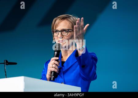 Zukunftstag Mittelstand 2025 Dr. Franziska Brantner, Bundesvorsitzende von Bündnis 90/die Grünen, hält eine Rede auf der Impact Stage beim Zukunftstag Mittelstand 2025 in der STATION Berlin am 09.04.2025 *** Zukunftstag Mittelstand 2025 Dr. Franziska Brantner, Bundesvorsitzende von Bündnis 90 die Grünen, hält eine Rede auf der Impact Stage am Zukunftstag Mittelstand 2025 in der STATION Berlin am 09 04 2025 Copyright: XEVENTPRESSxJeremyxKnowlesx Stockfoto