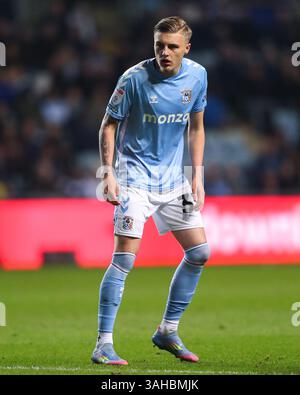 Norman Bassette von Coventry City während des Sky Bet Championship Matches Coventry City gegen Portsmouth in der Coventry Building Society Arena, Coventry, Großbritannien, 9. April 2025 (Foto: Gareth Evans/News Images) Stockfoto