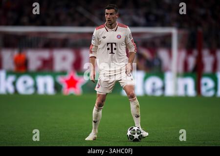 München, Deutschland. 8. April 2025. Leon Goretzka vom FC Bayern München in der K.-o.-Phase der UEFA Champions League 2024/25 im Viertelfinale im ersten Leg des Fußballspiels zwischen dem FC Bayern München und dem FC Internazionale. Quelle: Nicolò Campo/Alamy Live News Stockfoto