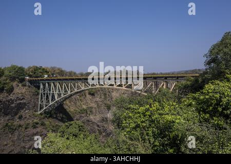 MOSI-OA-Tunya Bridge, Victoria Falls, Wasserfall, Sambesi, Victoria Falls, Nordmatabeleland, Simbabwe, Afrika Stockfoto