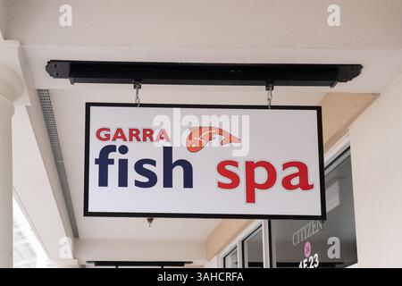 Orlando, Florida, USA - 21. Januar 2022: Nahaufnahme des Garra Spas Ladenschilds in Orlando, Florida, USA. Stockfoto