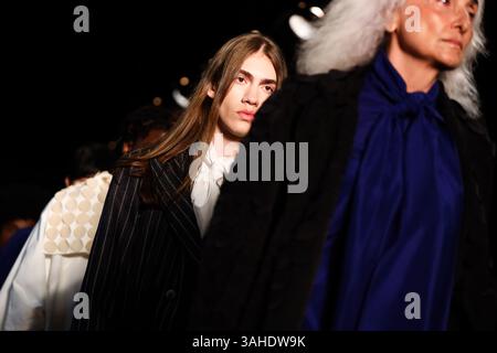 Modell auf der Landebahn für Reptilia während der 59. Ausgabe der São Paulo Fashion Week, die im Shopping JK Iguatemi in der Westzone von São Paulo stattfand. Quelle: Brazil Photo Press/Alamy Live News Stockfoto