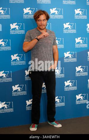 Schauspieler Michael Shannon posiert beim Fotoaufruf von „99 Homes“ während des 71. Venedig Filmfestivals am 29. August 2014 in Venedig Stockfoto