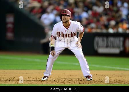 April 2015; Phoenix, AZ, USA; der Arizona Diamondbacks Center Fielder Ender Inciarte (5) führt während des MLB-Spiels im Chase Field in Phoenix, AZ, gegen die San Francisco Giants aus. Joe Camporeale/Cal Sport Media(Bild: © Joe Camporeale/Cal Sport Media/ZUMAPRESS.com) Stockfoto