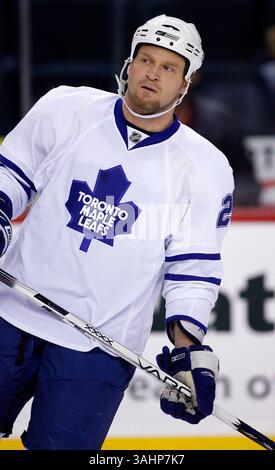 16. November 2008 - Calgary, Alberta, Kanada - Foto des NHL-Spielerprofils auf Jonas Frogren aus Schweden von Toronto Maple Leafs während eines Hockeyspiels in Calgary. (Foto: © Larry MacDougal via ZUMA Wire) Stockfoto
