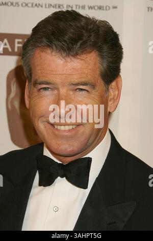 November 2007 - Century City, CA, USA - 01. November 2007 - Century City, Kalifornien - Pierce Brosnan. 16. Jährliche BAFTA/LA Cunard Britannia Awards im Hyatt Regency Century Plaza Hotel. Foto: Russ Elliot/AdMedia Stockfoto