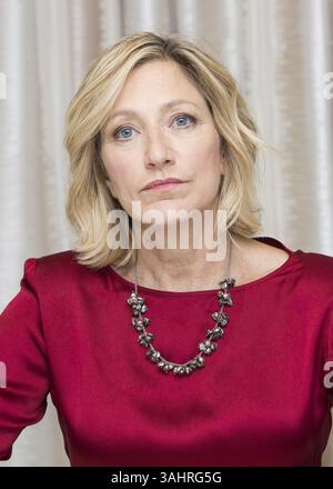 3. August 2017: Hollywood, Kalifornien, USA: EDIE FALCO spielt in der Fernsehserie Law & Order True Crime: The Mendendez Murders. Edith „Edie“ Falco (* 5. Juli 1963 in New York City) ist eine US-amerikanische TV-, Film- und Bühnenschauspielerin, die für ihre Rollen als Diane Whittlesey in der HBO-Serie Oz (1997–2000), Carmela Soprano in der HBO-Serie The Sopranos (1999–2007), die Titelfigur der Showtime-Serie Nurse Jackie (2009–15) und Sylvia Wittel in der Webserie Horace and Pete (2016) bekannt ist. (Bild: © Armando Gallo/ZUMA Studio) Stockfoto