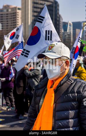 Demonstranten unterstützen den südkoreanischen Präsidenten Yoon Suk Yeol, Seoul, Republik Korea Stockfoto