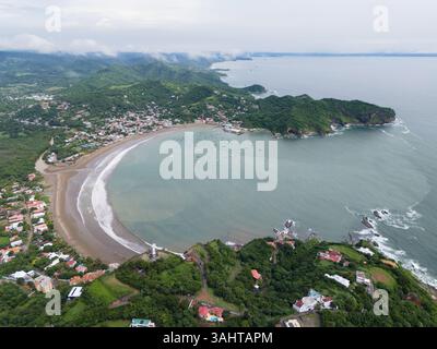 Die Pazifikküste in Nicaragua San Juan Del Sur Stadt aus der Vogelperspektive Stockfoto