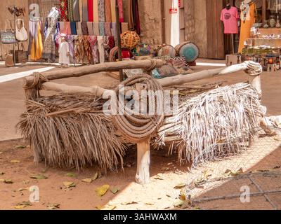 Dubai, Vereinigte Arabische Emirate. Nahaufnahme der Architektur des Bastakia Quarter in Bur Dubai. Der Bau des historischen Stadtviertels Al Fahidi datiert Stockfoto