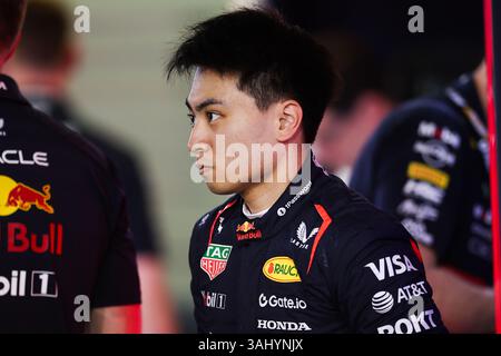 IWASA Ayumu (jpn), Red Bull Racing RB21, Porträt während des Formel 1 Golf Bahrain Grand Prix 2025, 4. Runde der FIA Formel 1 Weltmeisterschaft 2025 vom 11. Bis 13. April 2025 auf dem Bahrain International Circuit in Sakhir, Bahrain Stockfoto
