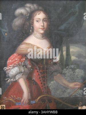 Eine Kopie des Porträts „Marie-Anne Mancini en Chasseresse“ aus dem 17. Jahrhundert, ursprünglich von Justus van Egmont. Das Porträt zeigt Marie-Anne Mancini als Jägerin und spiegelt ihren edlen Status wider. Stockfoto