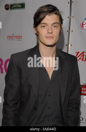 September 2007 – Toronto, Ontario, USA – 11. September 2007 – Toronto, Ontario – Sam Riley. „Control“ Screening während des Toronto International Film Festivals 2007 in der W Lounge. Foto: Brent Perniac/AdMedia. *** Lokale Beschriftung Stockfoto