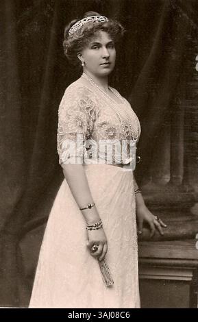 Vitória Eugénia de Battenberg war im frühen 20. Jahrhundert die Königin Spaniens. Sie heiratete König Alfonso XIII. Und spielte während ihrer Zeit eine Schlüsselrolle in der spanischen Königsfamilie. Stockfoto