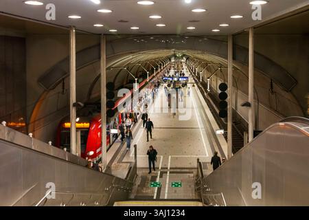 S-Bahn-Station Offenbach Ledermuseum, S-Bahn-Station Offenbach am Main Frankfurt Rhein-Main Hessen, Hessen Deutschland Stockfoto
