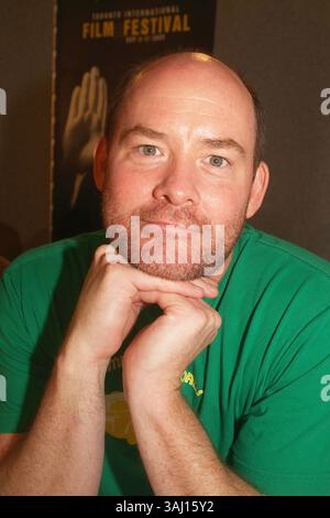 18. Februar 2004 – Toronto, ON, USA – 10. September 2005 – Toronto, Ontario, Kanada – David Koechner. David Koechner bei der Pressekonferenz „Thank you for Smoking“ im Sutton Place Hotel während des Toronto International Film Festivals. Foto: Brent Perniac/AdMedia Stockfoto