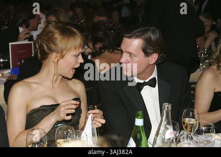15. Januar 2006 - München, Bayern, USA - Heike Makatsch und Thomas Heintze beim Deutschen Filmball 2006 im Hotel Bayerischer Hof. München, 14.01.2006...Photo Wiese/Face to Face./AdMedia Stockfoto