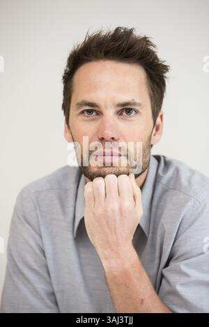24. Juli 2017 - Hollywood, Kalifornien, USA - TAYLOR KITSCH spielt in dem Film American Assassin. Taylor Kitsch (* 8. April 1981) ist ein kanadischer Schauspieler und Model. Er ist bekannt für seine Arbeiten in Filmen wie X-Men Origins: Wolverine (2009), Battleship (2012), John Carter (2012), Savages (2012) und Lone Survivor (2013). Kitsch ist auch bekannt für seine Arbeit im Fernsehen, er porträtierte Tim Riggins in der NBC-Serie Friday Night Lights (2006–2011), spielte in der zweiten Staffel der HBO-Serie True Detective als Paul Woodrugh und trat in dem Fernsehfilm The Normal Heart (2014) als Bruce auf Stockfoto