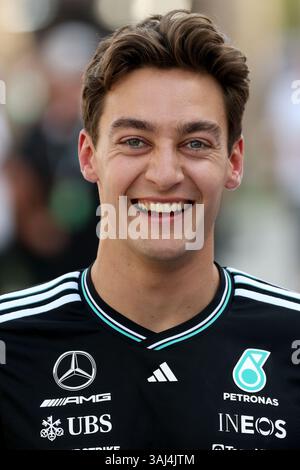 Sakhir, Bahrain. April 2025. George Russell (GBR) Mercedes AMG F1. 10.04.2025. Formel-1-Weltmeisterschaft, Rd 4, Grand Prix Von Bahrain, Sakhir, Bahrain, Vorbereitungstag. Das Foto sollte lauten: XPB/Alamy Live News. Stockfoto