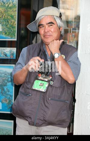 10. November 2006 - Hollywood, CA, USA - 10. November 2006 - Hollywood, Kalifornien. Huynh Cong ''Nick'' UT, Fotograf mit dem Pulitzer-Preis. Annette Bening feierte mit Star auf dem Hollywood Walk of Fame. Foto: Byron Purvis/AdMedia Stockfoto