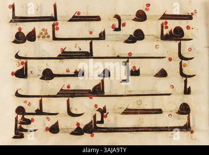 Ein Folio aus dem Koran, Sure 48:27-29, in Kufic-Schrift. Diese Handschrift stammt aus dem 8. Oder 9. Jahrhundert aus der Zeit der Abbasiden und ist Teil der Sammlung der Freien Kunstgalerie. Stockfoto