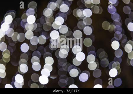 Abstrakter Hintergrund Der Weißen Silbernen Bokeh Lichter Stockfoto