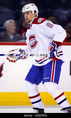 Februar 2009 - Calgary, Alberta, Kanada - Foto des NHL-Spielerprofils auf Tom Kostopoulos von Montreal Canadiens während eines Hockeyspiels in Calgary. (Foto: © Larry MacDougal via ZUMA Wire) Stockfoto
