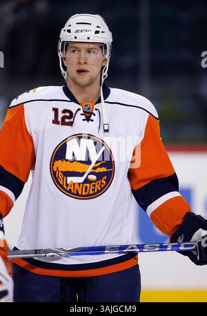 11. Januar 2009 - Calgary, Alberta, Kanada - Foto des NHL-Spielerprofils auf Josh Bailey der New York Islanders während eines Hockeyspiels in Calgary. (Foto: © Larry MacDougal via ZUMA Wire) Stockfoto