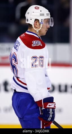 Februar 2009 - Calgary, Alberta, Kanada - Foto des NHL-Spielerprofils auf Josh Gorges in Montreal Canadiens während eines Hockeyspiels in Calgary. (Foto: © Larry MacDougal via ZUMA Wire) Stockfoto