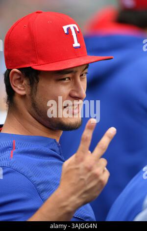 Juni 2017: Die Texas Rangers starten den Pitcher Yu Darvish (11) im Dugout während eines Spiels zwischen den Houston Astros und den Texas Rangers im Globe Life Park in Arlington, Texas. Manny Flores/CSM Stockfoto