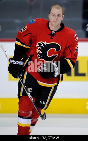 Januar 2011 - Calgary, Alberta, Kanada - Foto des NHL-Spielerprofils auf Matt Stajan von Calgary Flames während eines Spiels in Calgary. (Foto: © Larry MacDougal via ZUMA Wire) Stockfoto