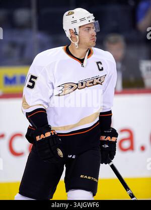 Februar 2011 - Calgary, Alberta, Kanada - Foto des NHL-Spielerprofils auf Ryan Getzlaf von Anaheim Ducks während eines Spiels in Calgary. (Foto: © Larry MacDougal via ZUMA Wire) Stockfoto