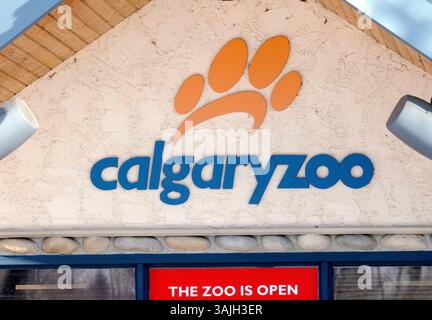 Februar 2012 - Calgary, Alberta, Kanada - Eintrittsschild für den Zoo von Calgary in Calgary, Alberta am Freitag. (Foto: © Larry MacDougal via ZUMA Wire) Stockfoto