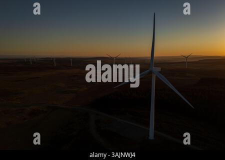 Windturbinen erzeugen Strom in Northumberland Stockfoto